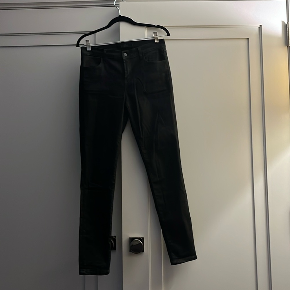 JBrand 620 Super Skinny Lacquered Jeans 29 Black
